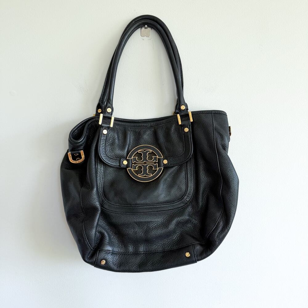 Tory Burch Amanda Classic Hobo Pebbled Leather Bag Gold Toned